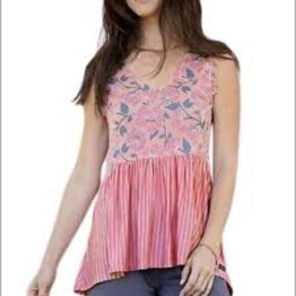 MATILDA JANE NEW FLORAL PINK TOP SIZE MED - Picture 1 of 7